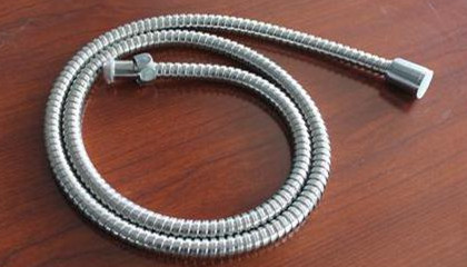淋浴軟管選用什么材質(zhì)比較好？