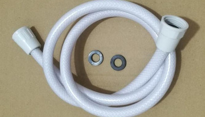 金星軟管科普！PVC淋浴管冬天會變硬嗎？